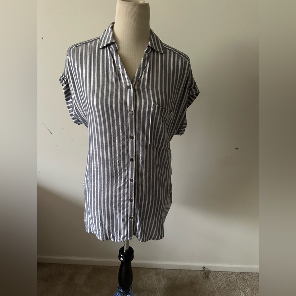 Sonoma Metallic Stripe Short Sleeve Dolman Top gray /White Women’s medium - Picture 3 of 11